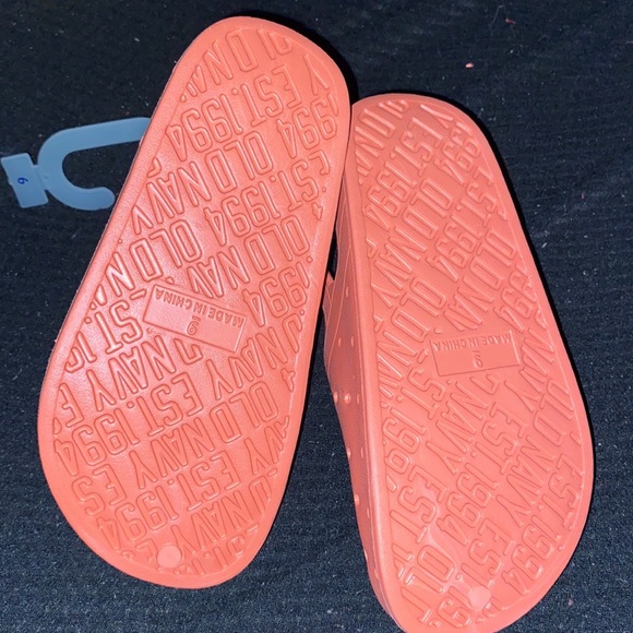 Crocs - Picture 2 of 2